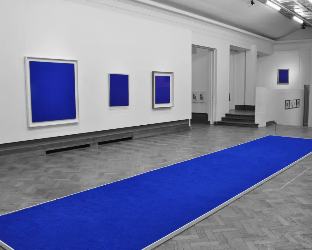 Déco Bleu Klein : 5 idées pour adopter ce bleu ultra dynamique