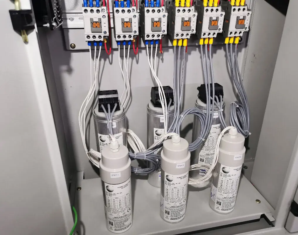 Pose d'un condensateur pour réduire la consommation électrique