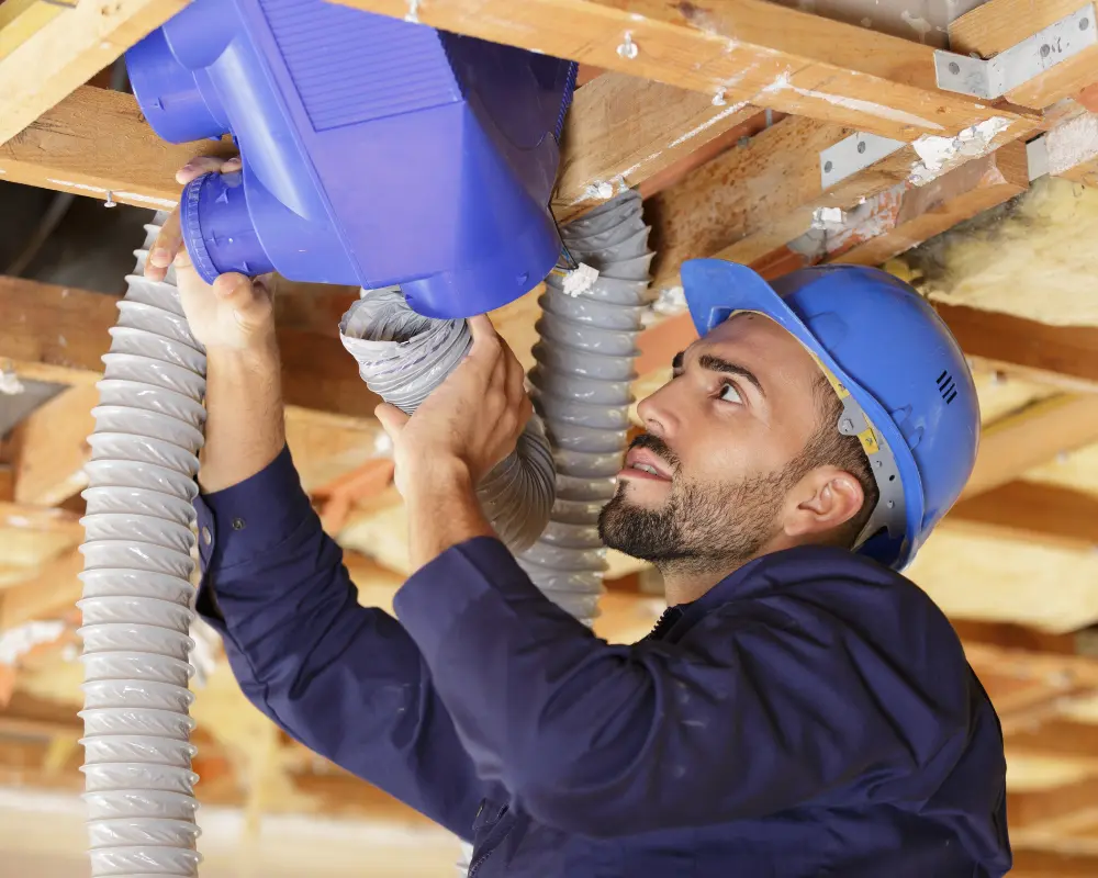 Comment installer une VMC ? Etapes & conseils de pose