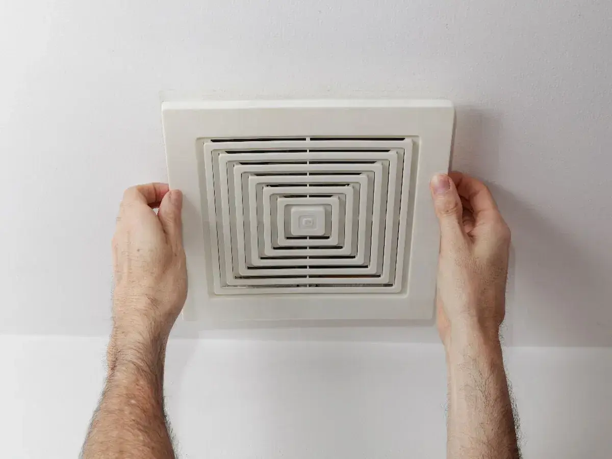 VMC cuisine 💨 Obligatoire ou pas ? Le bon modèle à choisir