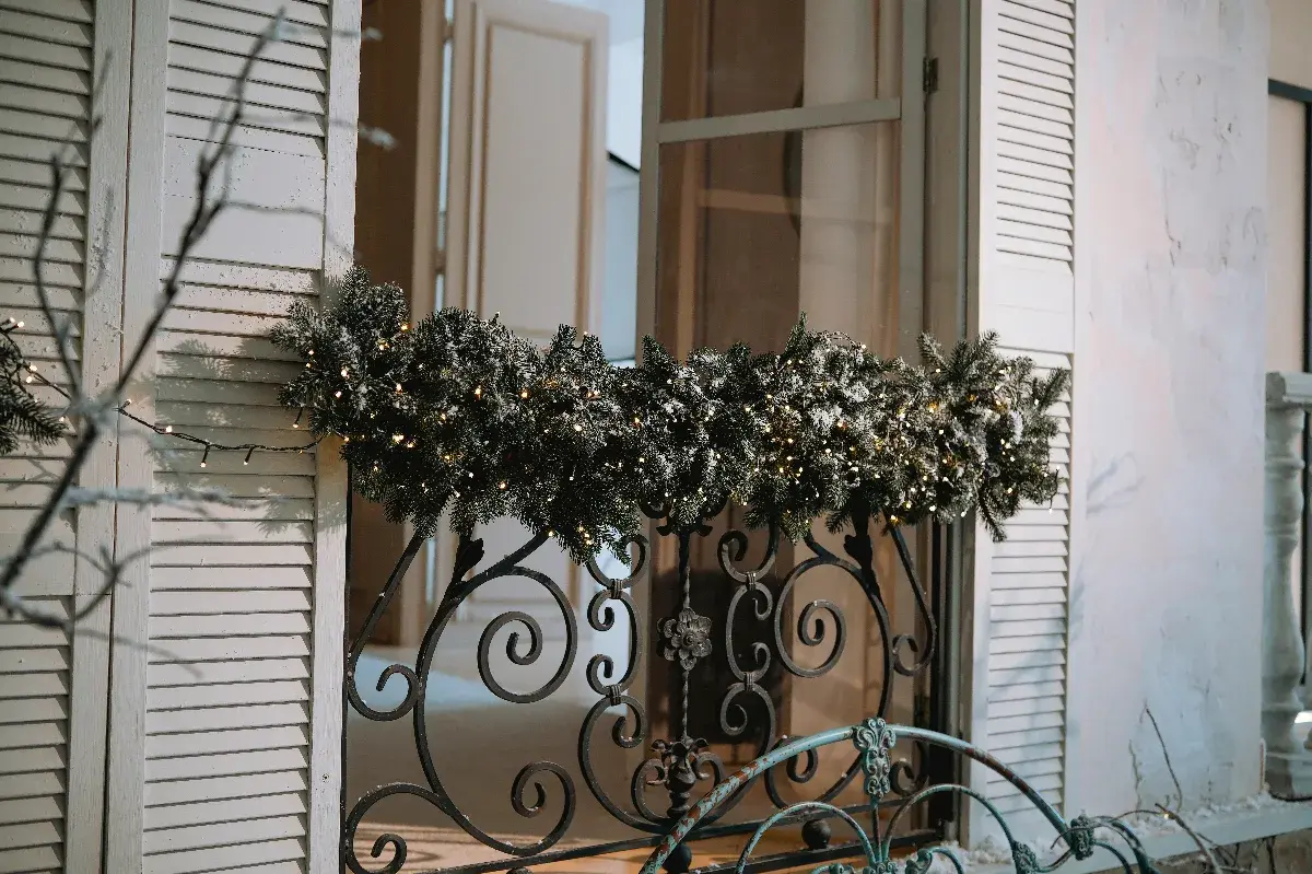 Norme garde-corps fenêtre : guide complet des réglementations 2025