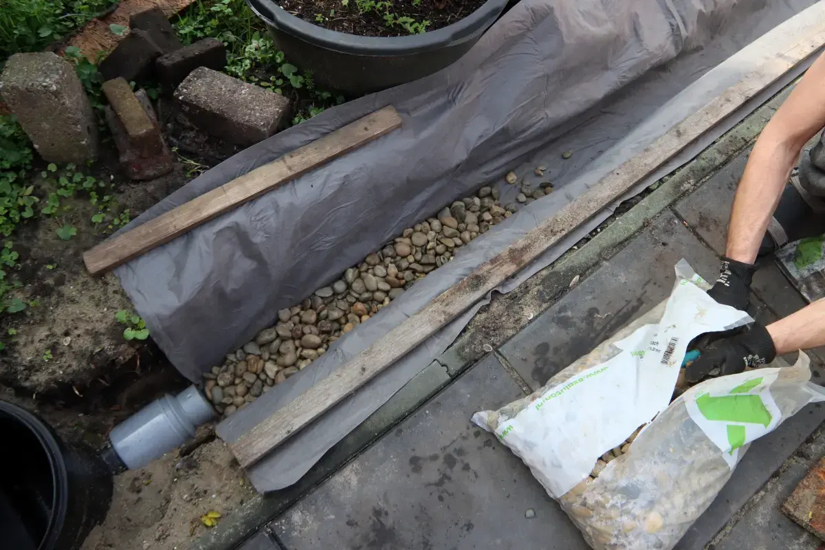 Tranchée drainante : est-ce vraiment la bonne solution pour votre terrain ?