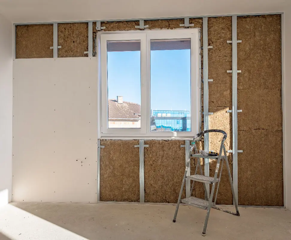 Isolation des murs par l'intérieur : le liège, isolant parfait ?