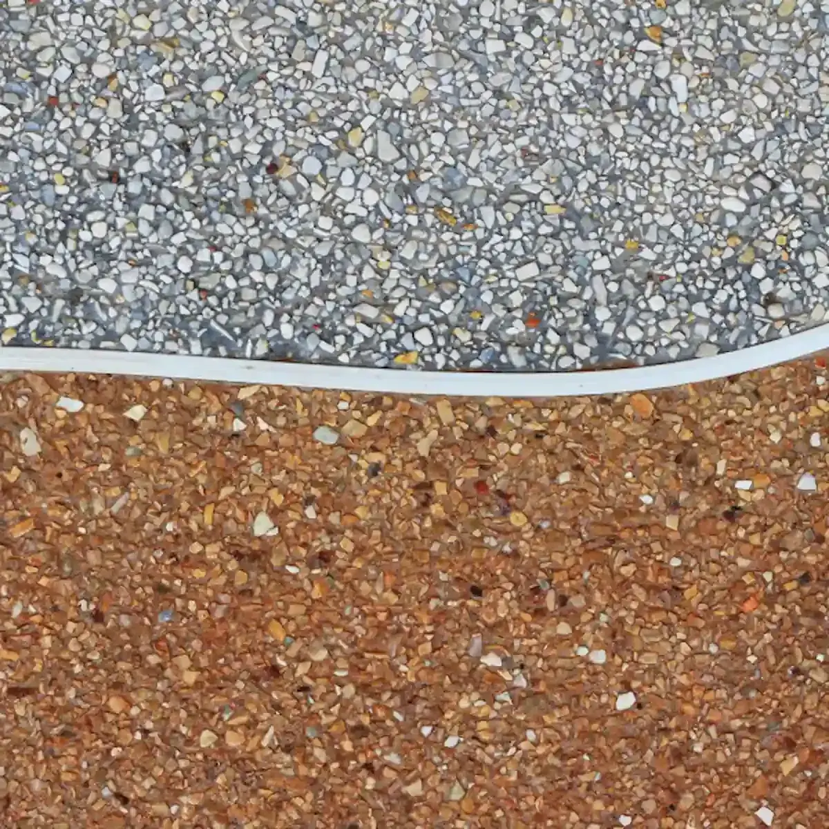 Prix du béton désactivé au m² : calculez votre budget facilement