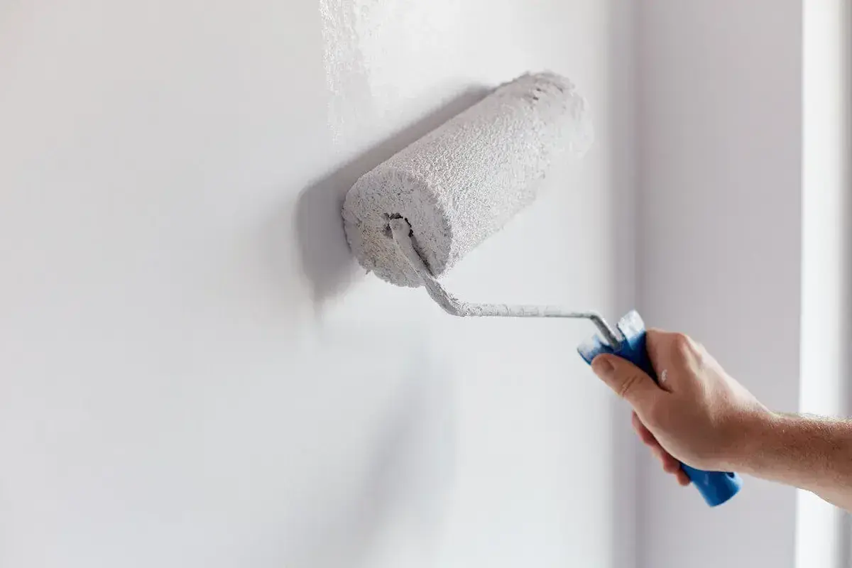 Peinture au black : prix au m2 et risques encourus