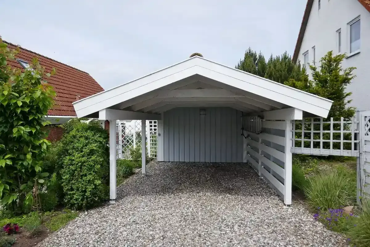 Prix d'un carport avec pose : tarifs décryptés, devis & conseils