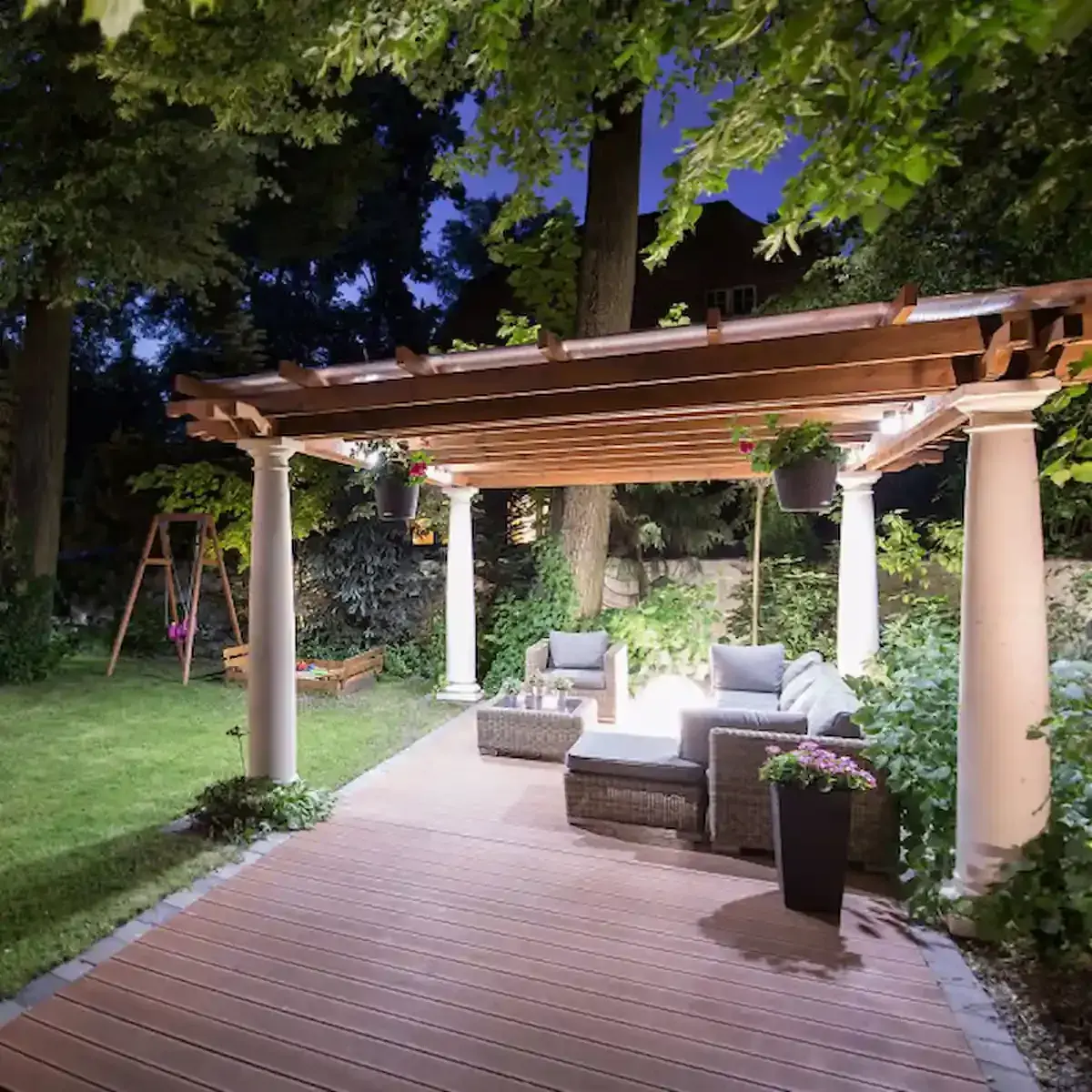 Éclairer une pergola : quel éclairage choisir pour illuminer sa terrasse ?